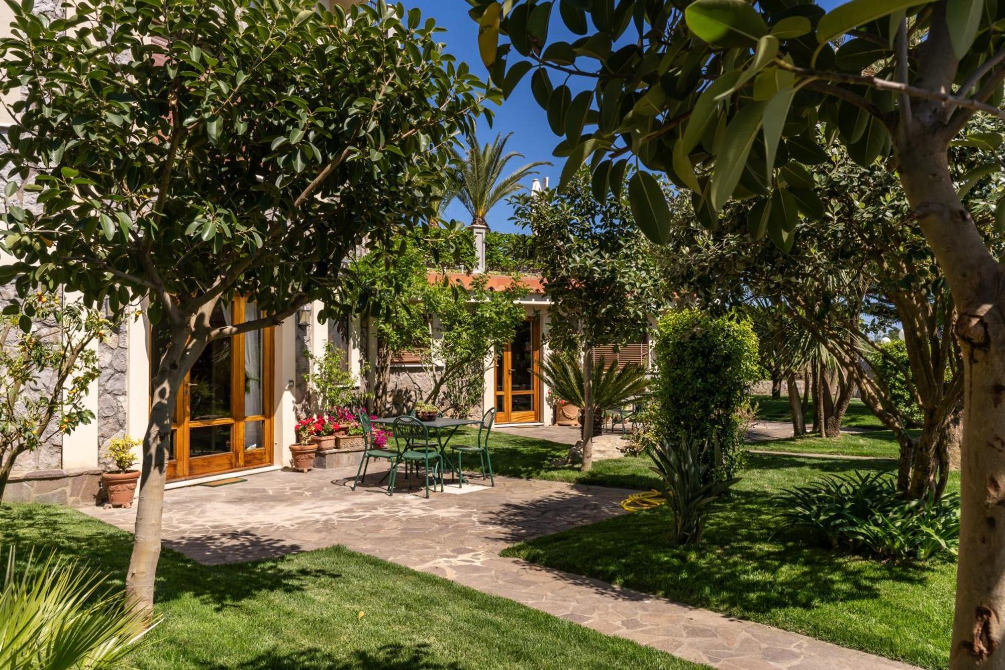 Villa Solatia 마사루브렌세 외부 사진