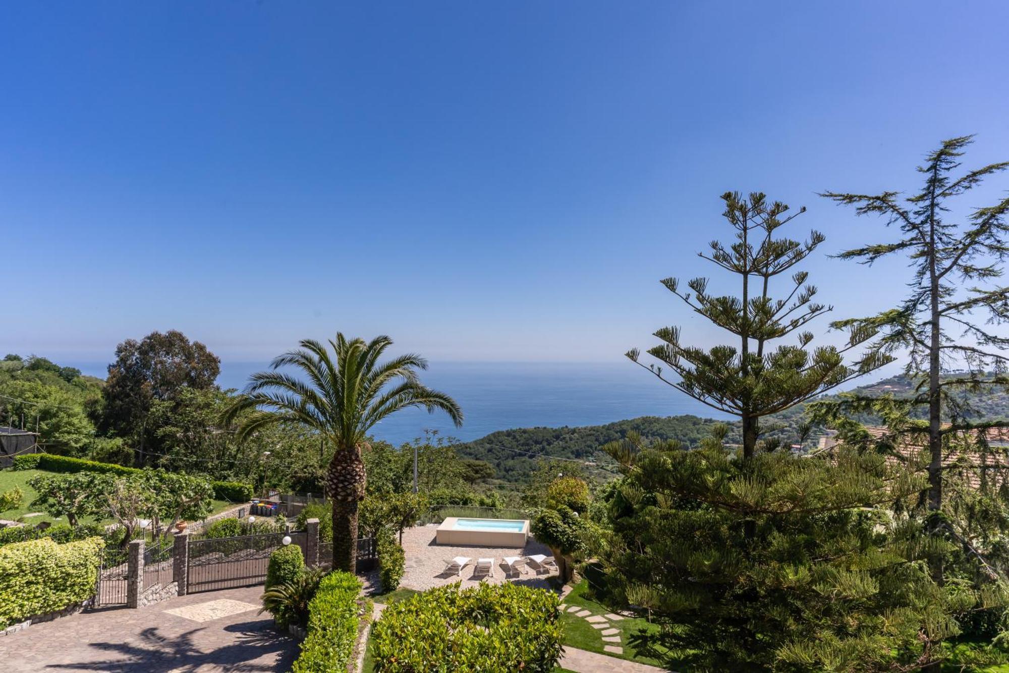 Villa Solatia 마사루브렌세 외부 사진